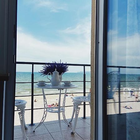 Hotel Tsvetok Odessa Extérieur photo