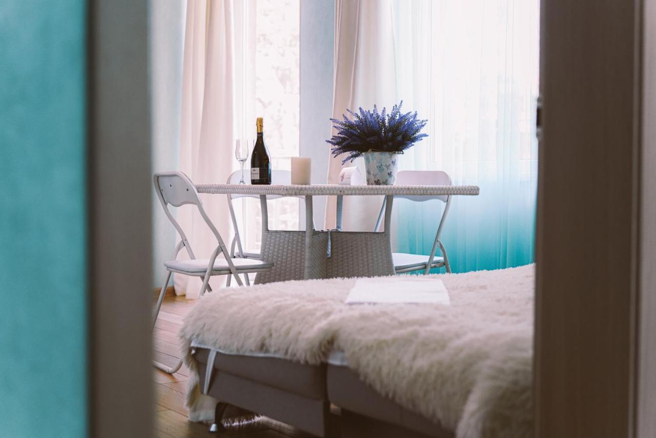 Hotel Tsvetok Odessa Extérieur photo