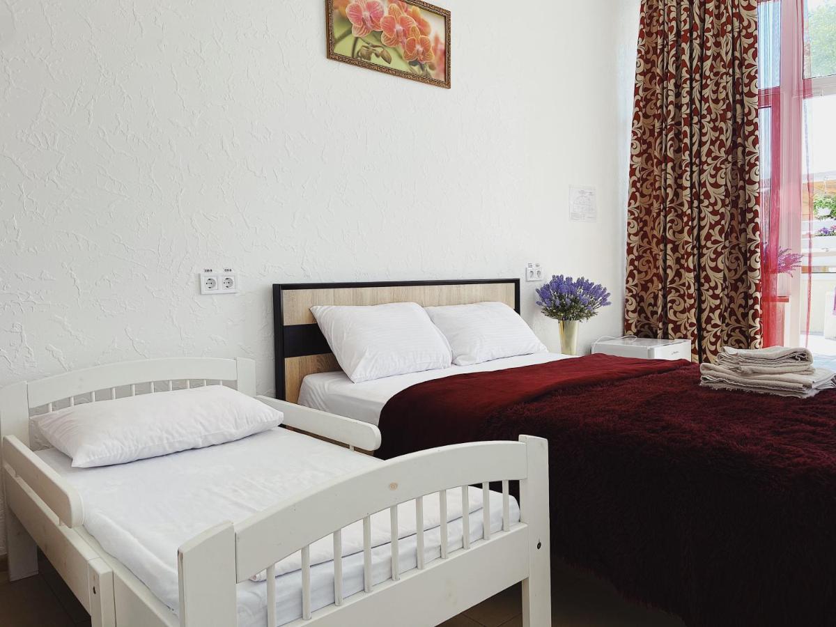 Hotel Tsvetok Odessa Extérieur photo