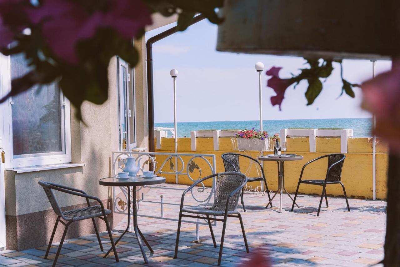 Hotel Tsvetok Odessa Extérieur photo