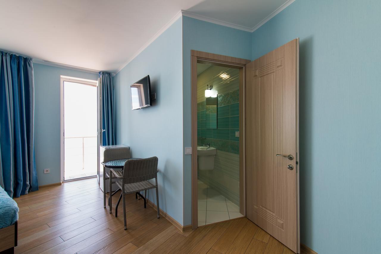 Hotel Tsvetok Odessa Extérieur photo
