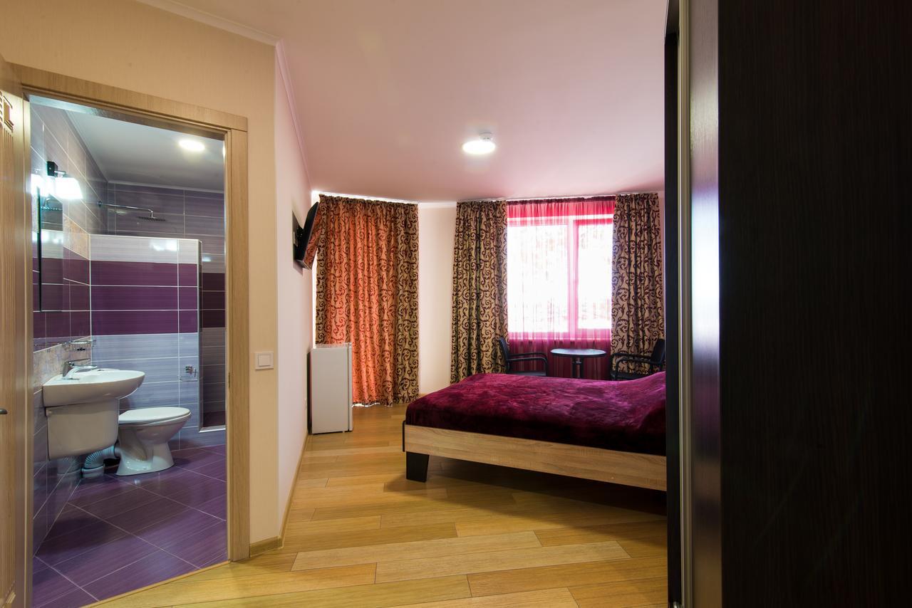 Hotel Tsvetok Odessa Extérieur photo